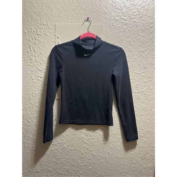 Nike Tops - Nike Black Long Sleeve Top Woman’s Size XS FLAWED-Spots